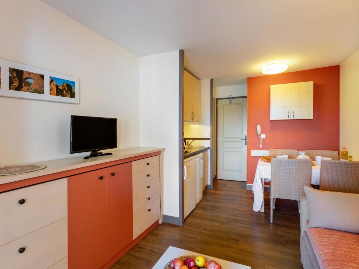 Apartment Village Cap Esterel - Le Village-53 By Interhome Saint-Raphaël Exterior foto