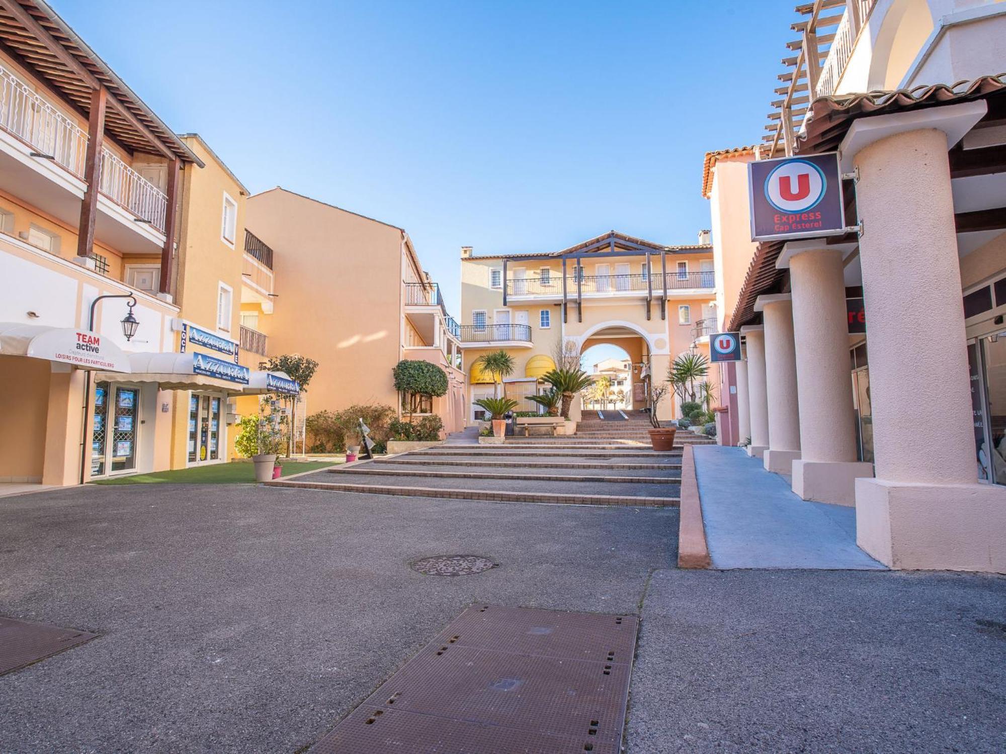 Apartment Village Cap Esterel - Le Village-53 By Interhome Saint-Raphaël Exterior foto