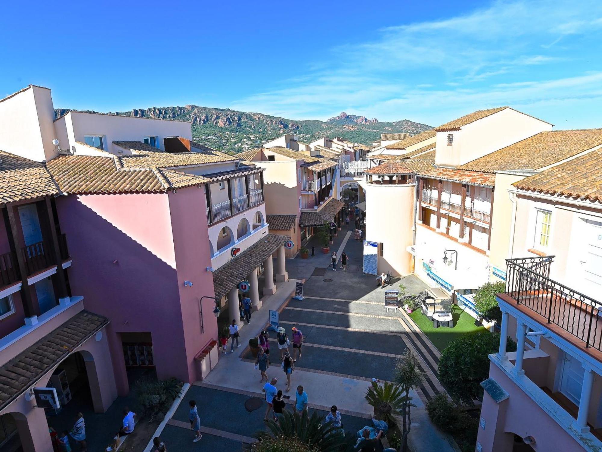 Apartment Village Cap Esterel - Le Village-53 By Interhome Saint-Raphaël Exterior foto